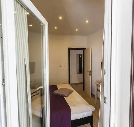 Argola Apartments * Trogir